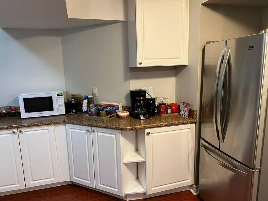 Appartamento Cozy 2Br Basement Near Two Lakes Richmond Hill Esterno foto